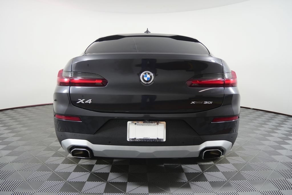 Used 2022 BMW X4 xDrive30i w/ Parking Assistance Package AWD/4WD image 4