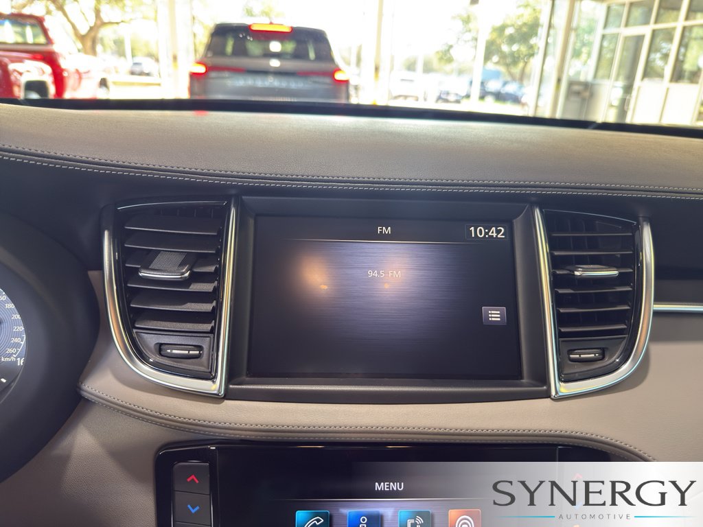Certified 2023 INFINITI QX50 Luxe FWD image 10