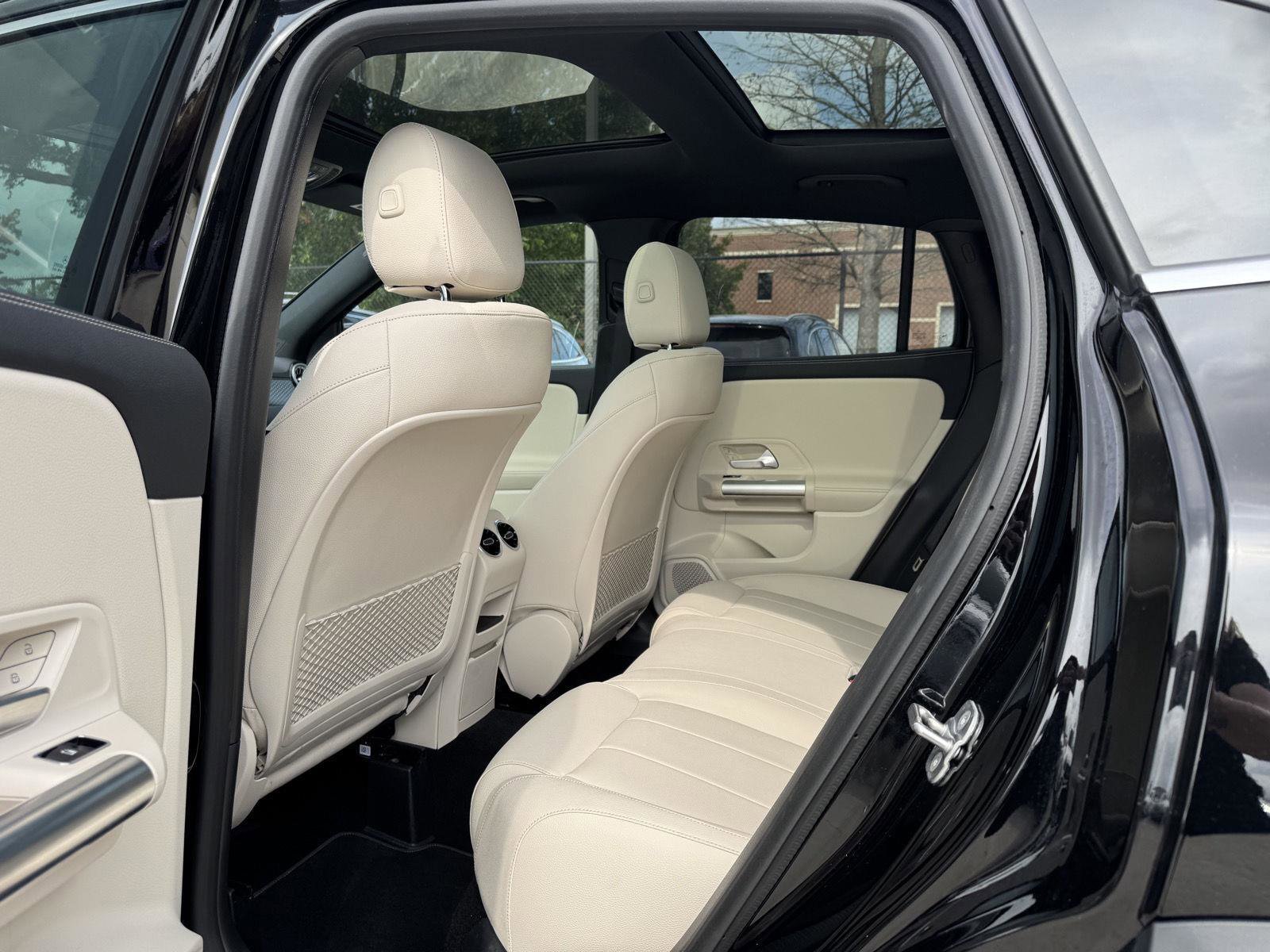 Certified 2025 Mercedes-Benz GLA 250 image 17