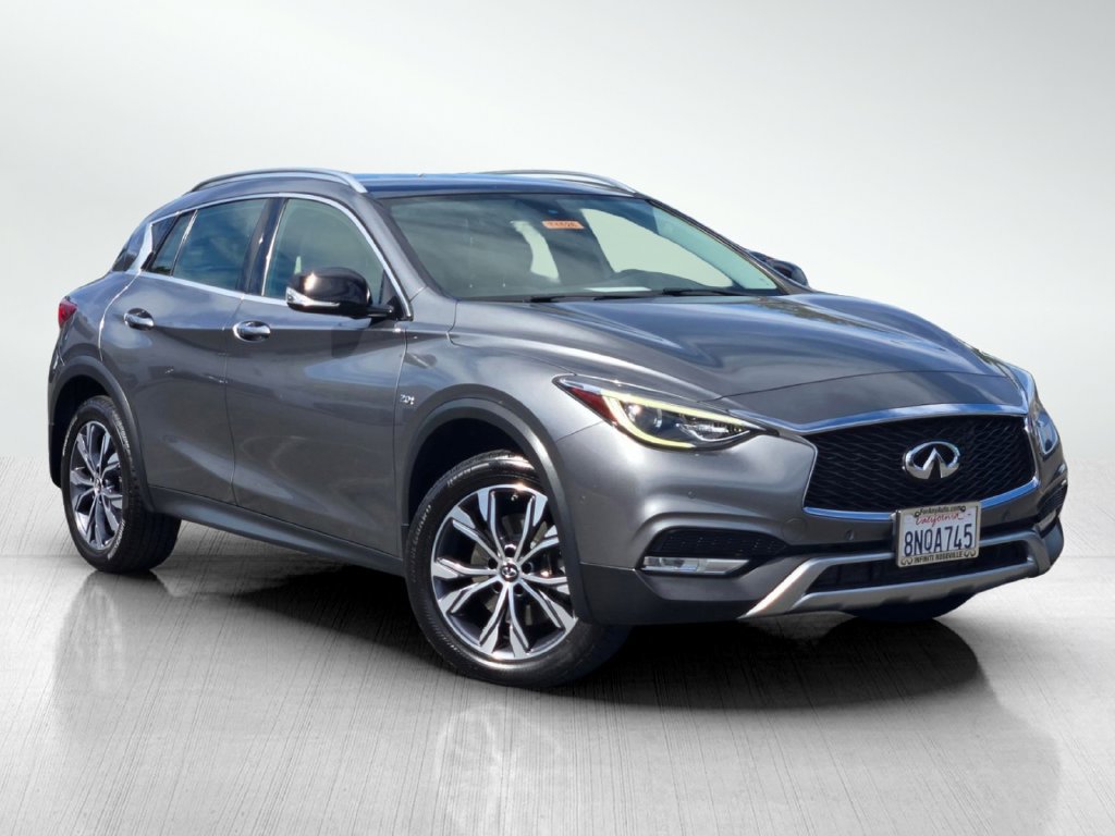 Used 2017 INFINITI QX30 Premium w/ Navigation Package