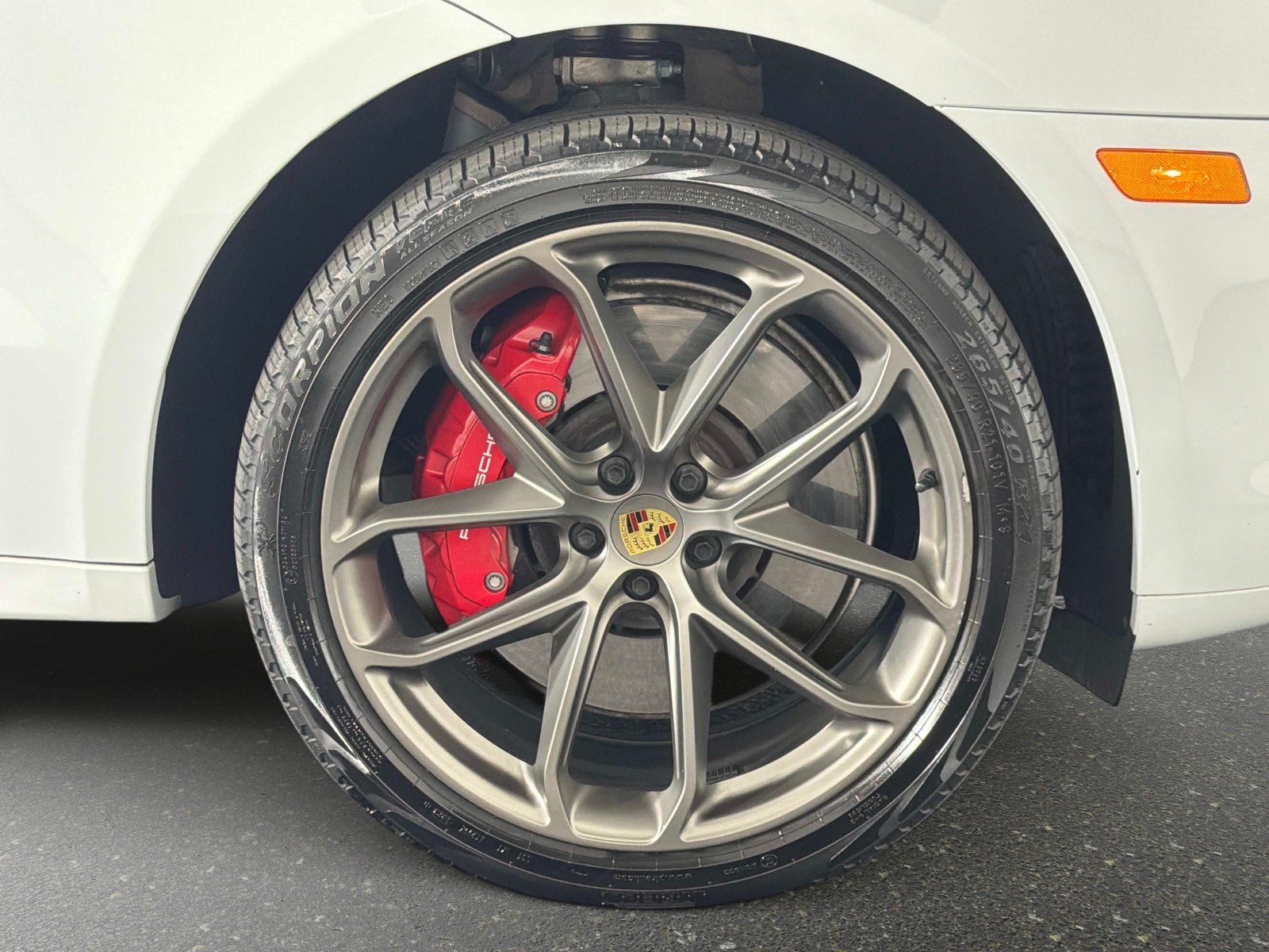 Used 2024 Porsche Macan GTS AWD/4WD image 21