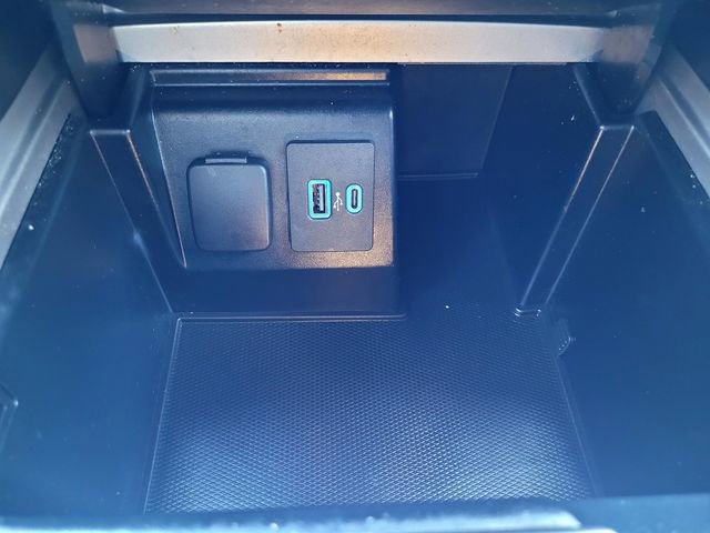 Certified 2020 Ford Explorer XLT w/ Comfort Package AWD/4WD image 17