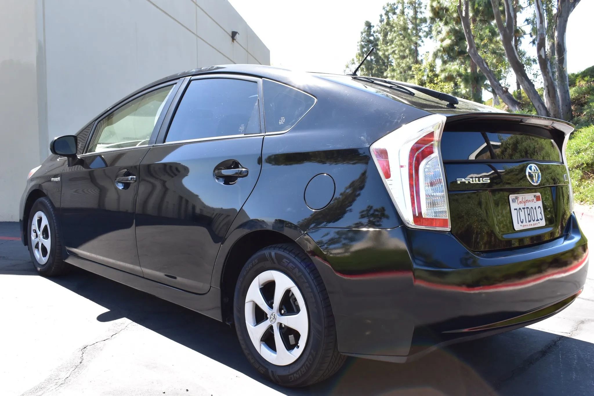 Used 2013 Toyota Prius Two FWD image 3