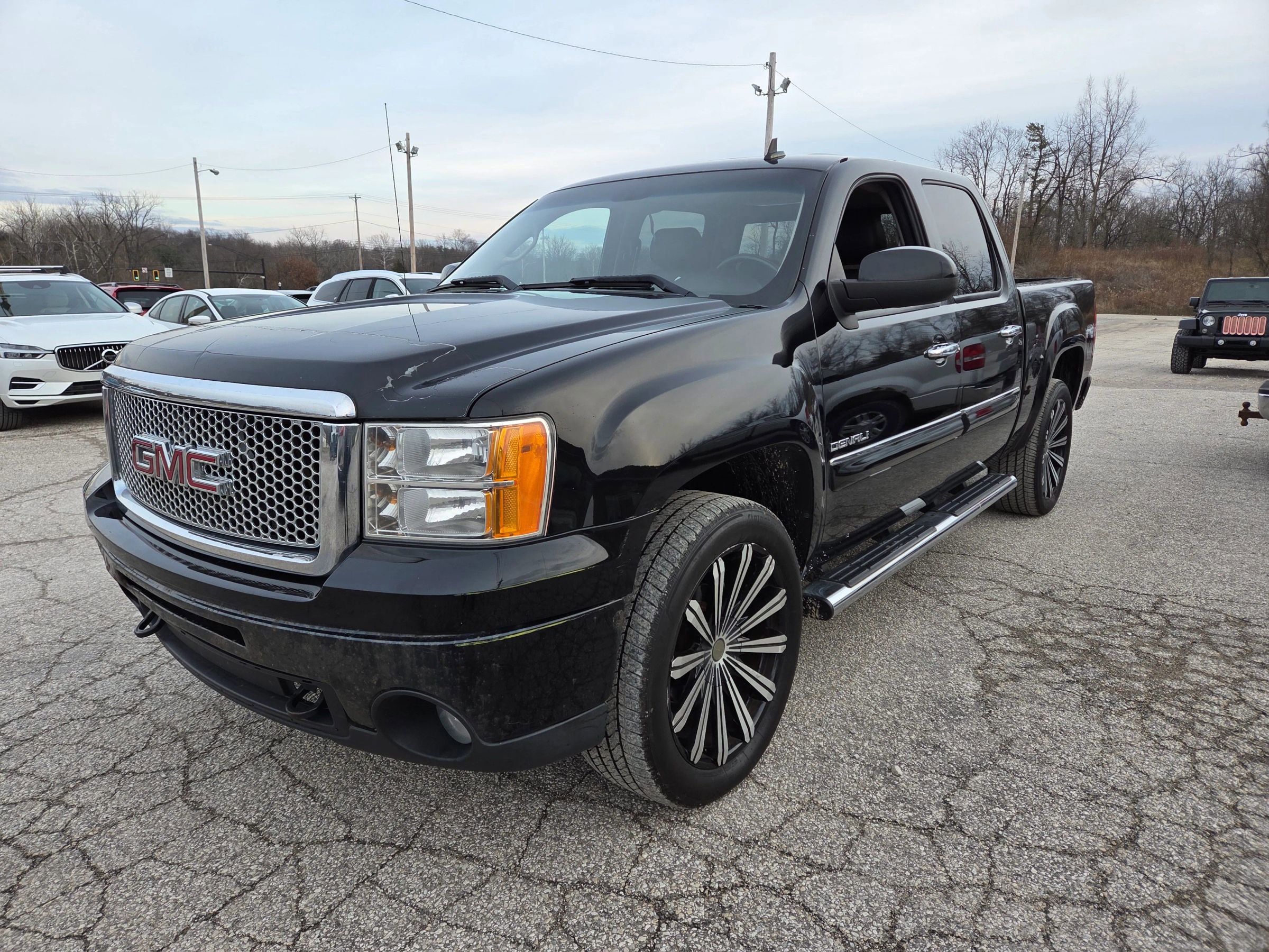 Used 2013 GMC Sierra 1500 Denali image 3