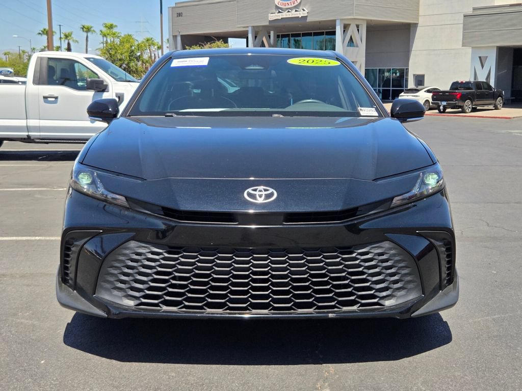Used 2025 Toyota Camry SE FWD image 6