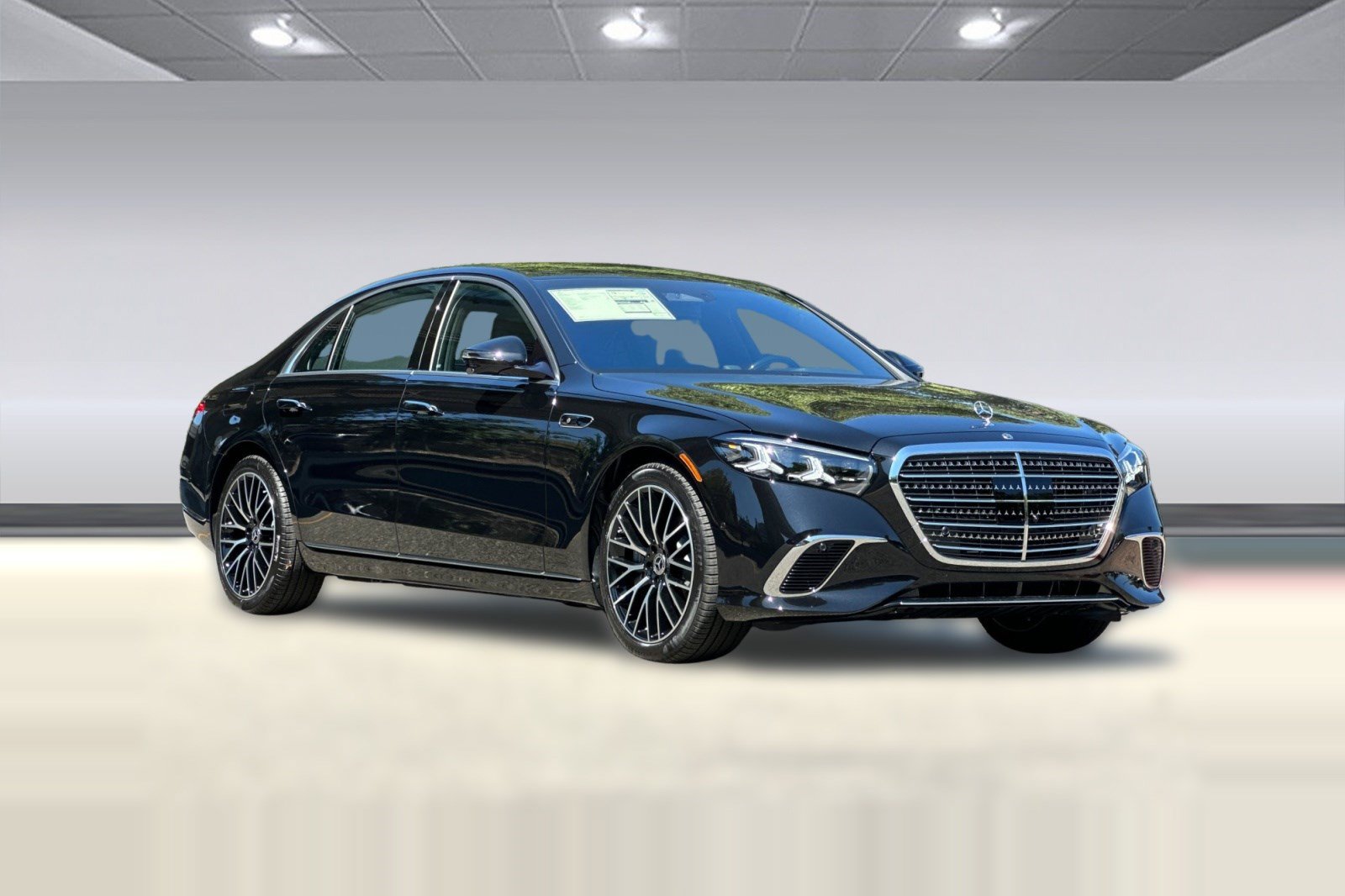 New 2027 Mercedes-Benz S 580 4MATIC Sedan image 6