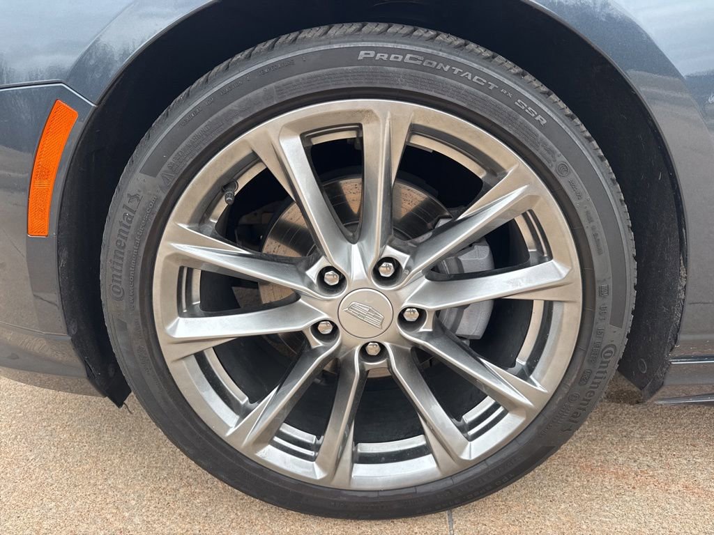 Certified 2025 Cadillac CT4 Sport RWD image 9