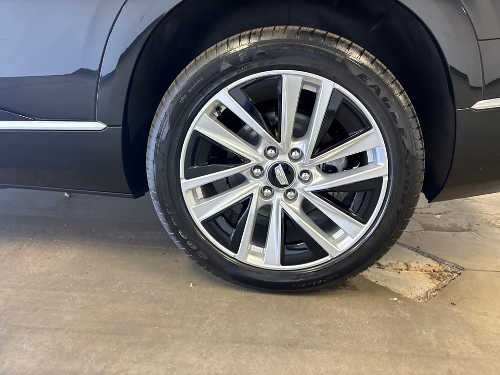 New 2026 Cadillac Vistiq Luxury image 13