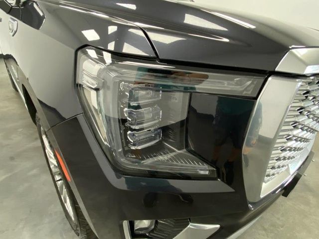 Used 2023 GMC Yukon Denali AWD/4WD image 11
