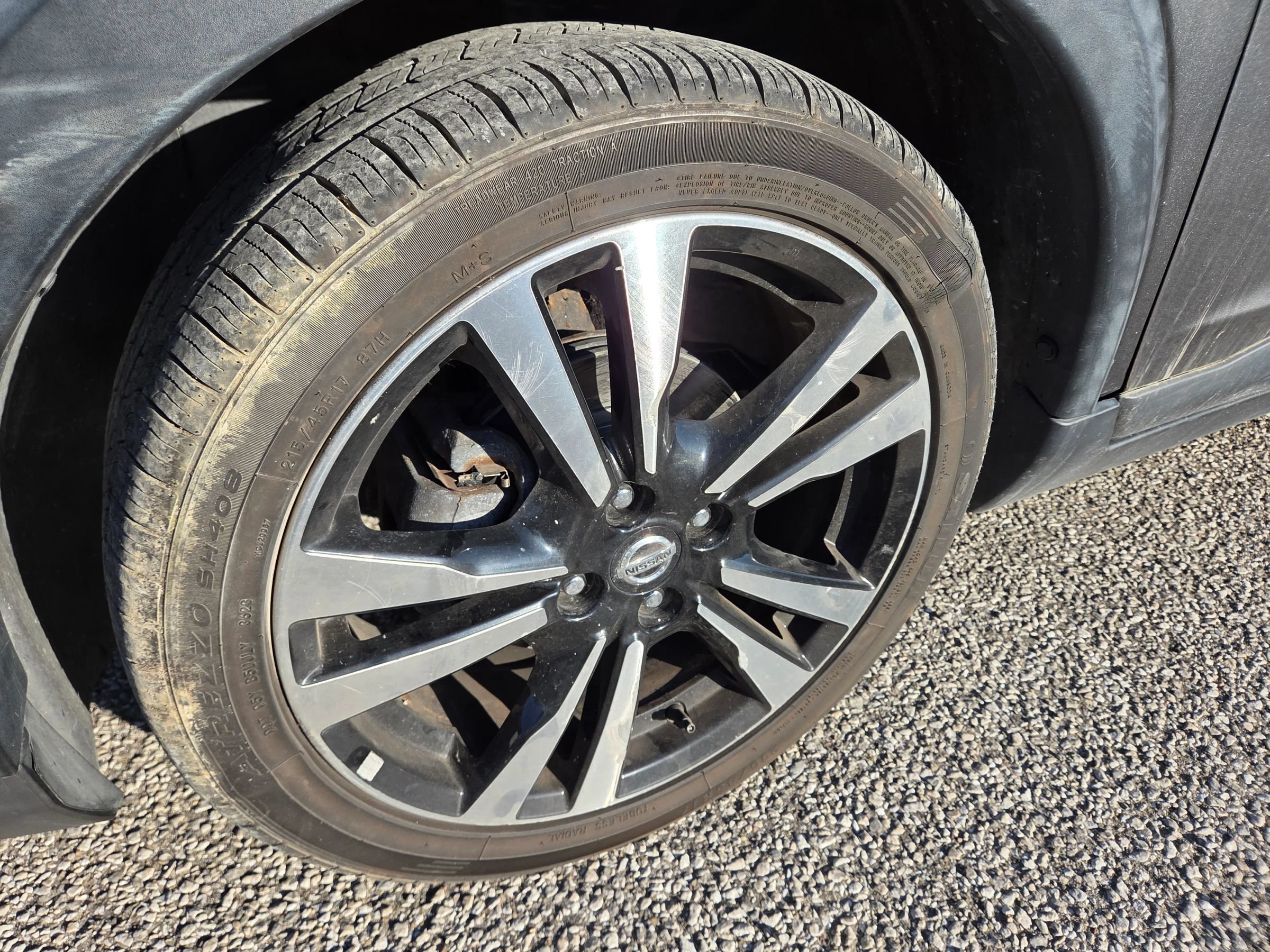 Used 2019 Nissan Kicks SV FWD image 12