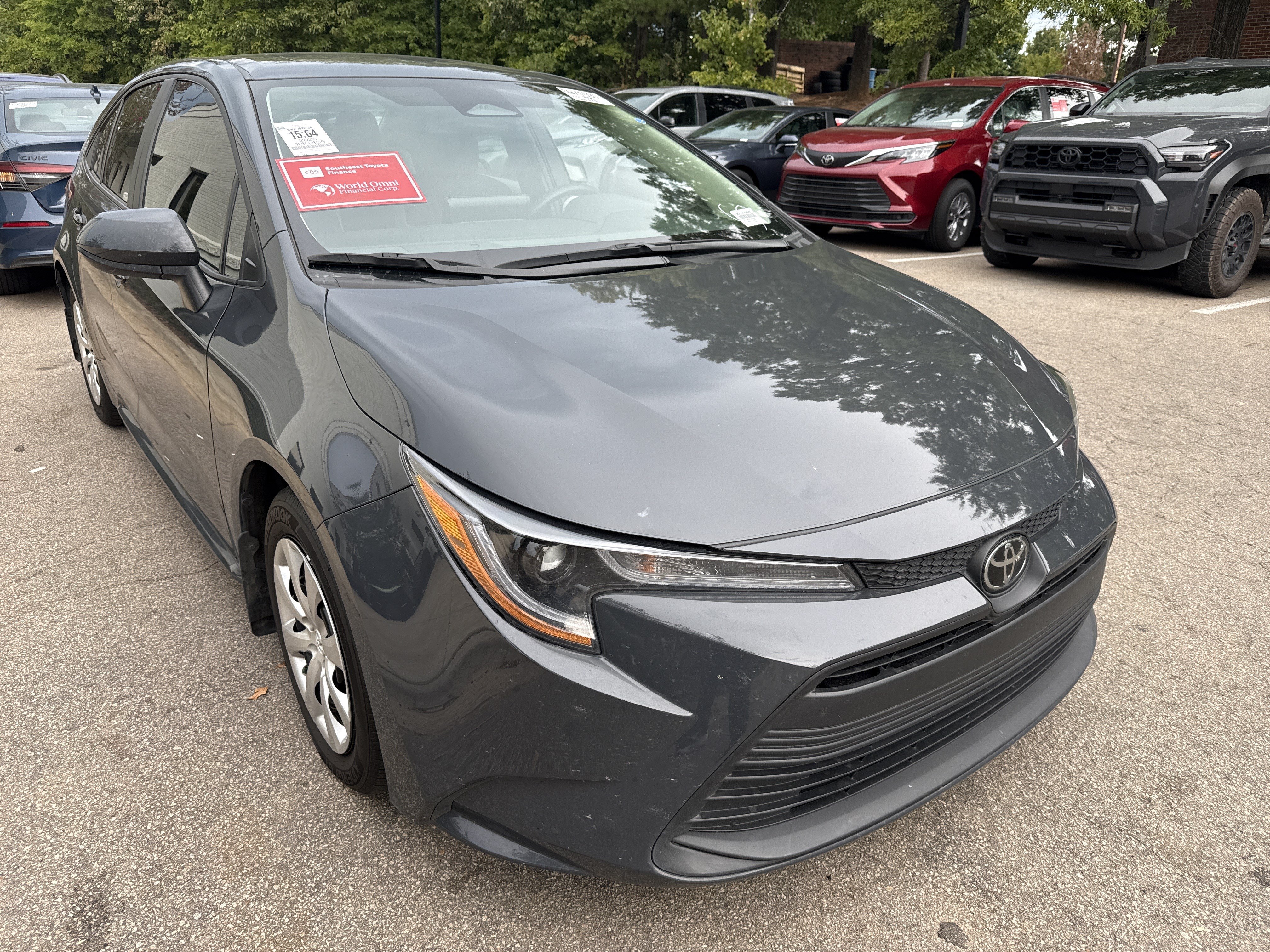 Used 2025 Toyota Corolla LE FWD image 37
