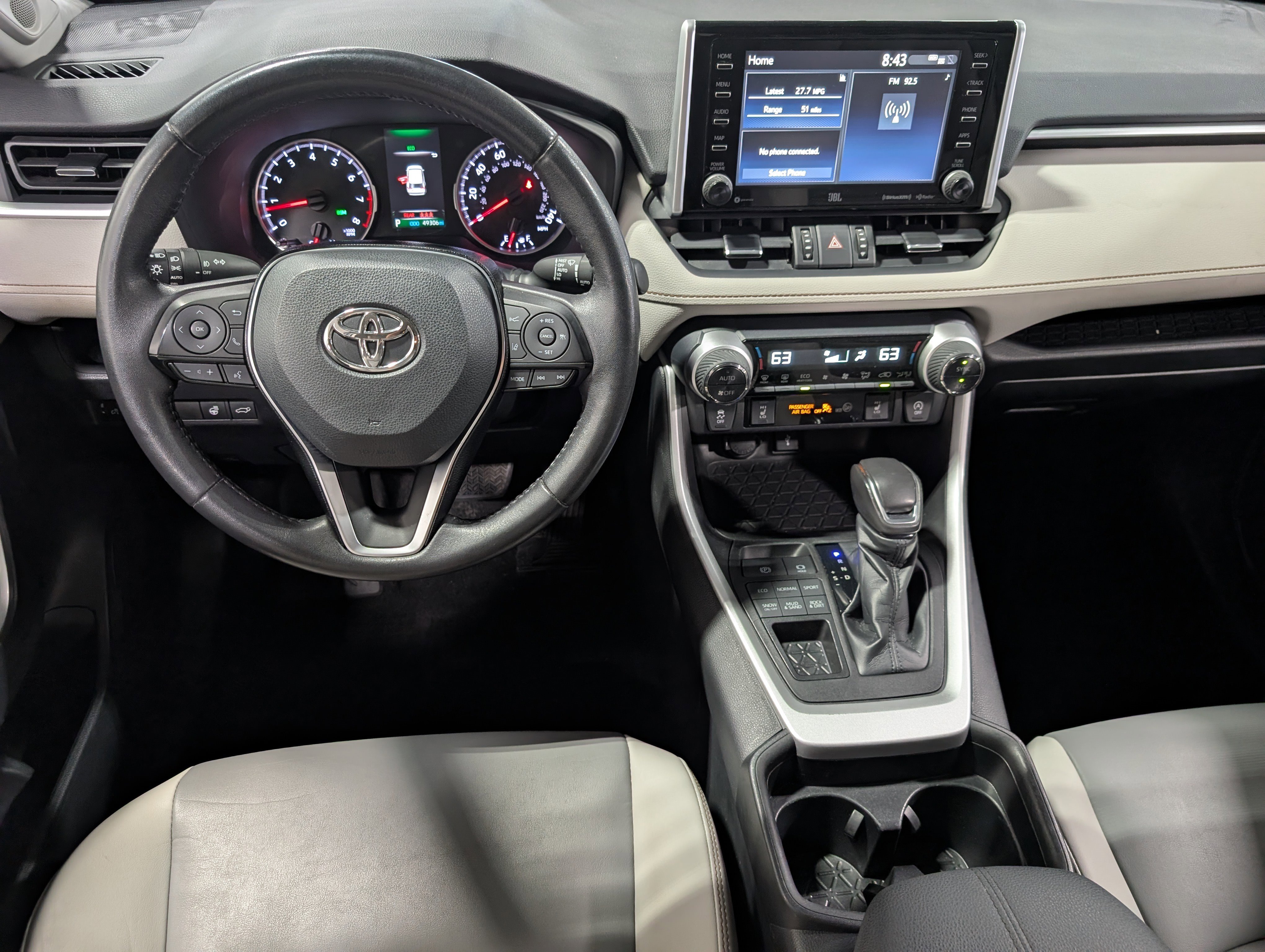 Used 2021 Toyota RAV4 XLE Premium AWD/4WD image 13