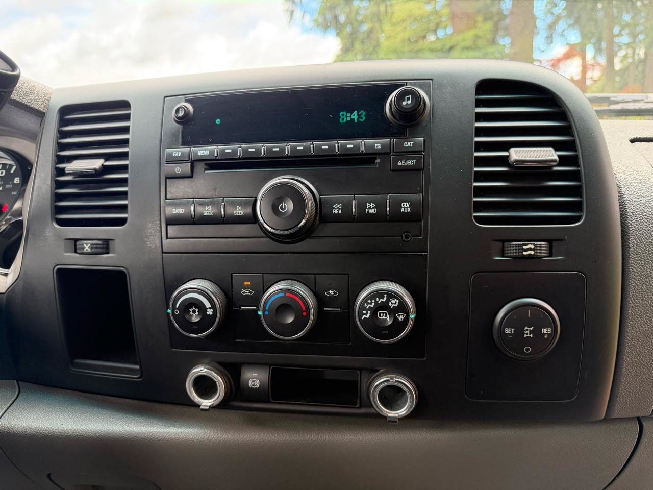 Used 2011 Chevrolet Silverado 3500 W/T RWD image 29