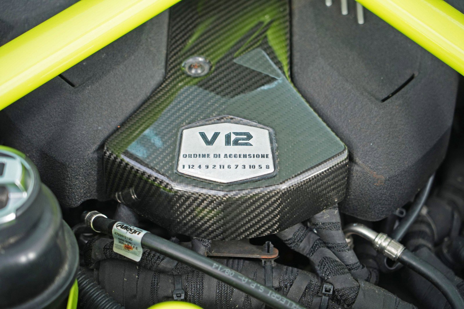 Used 2015 Lamborghini Aventador LP 700-4 image 20