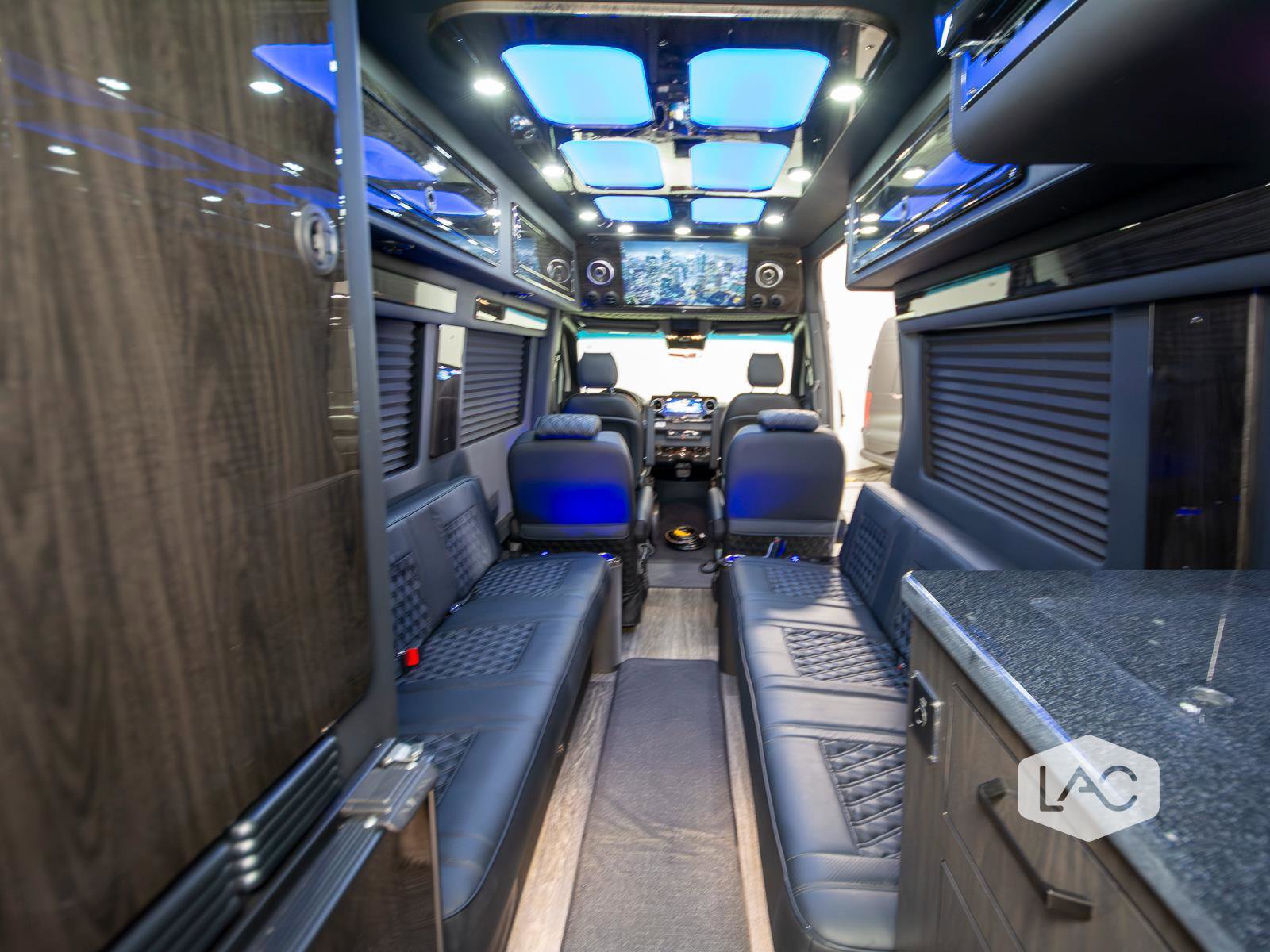 Used 2025 Mercedes-Benz Sprinter 3500 image 18