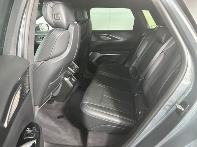 Used 2023 Cadillac Lyriq AWD image 25