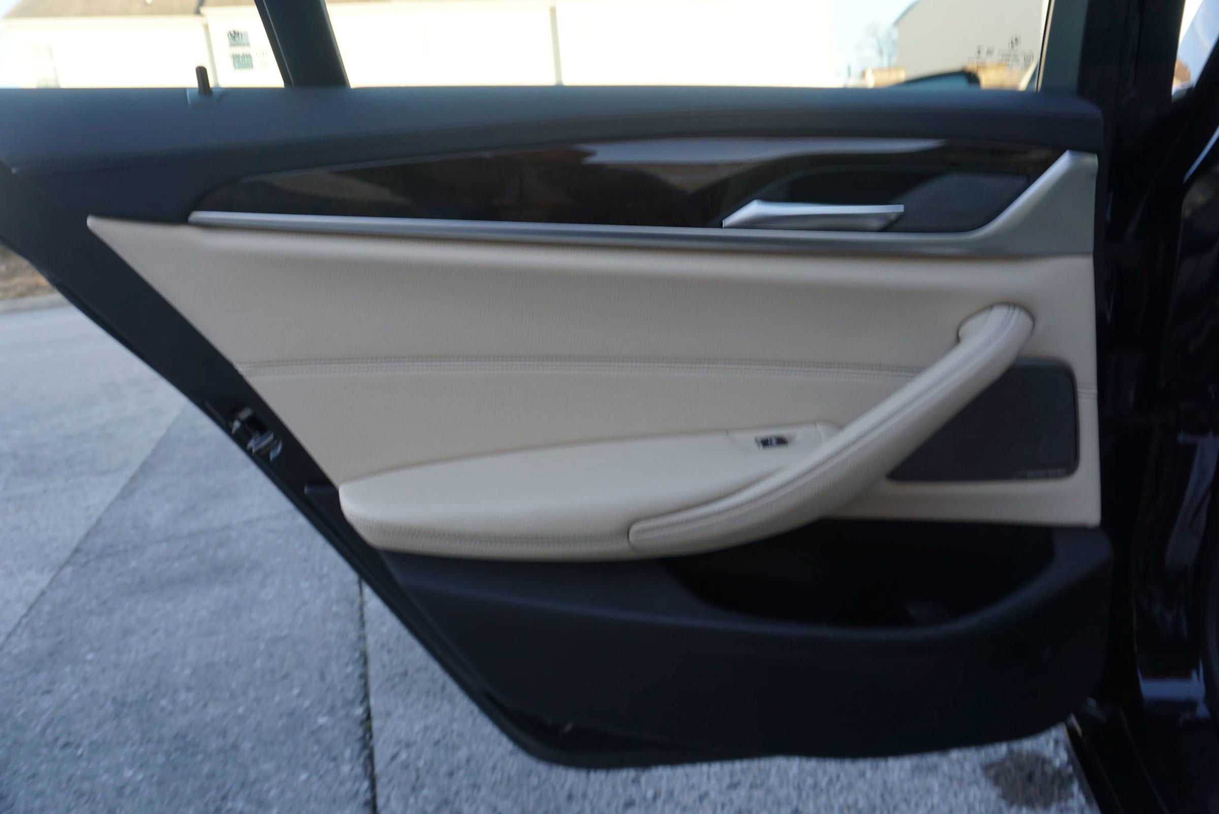 Used 2017 BMW 540i 540i Sedan 4D image 27