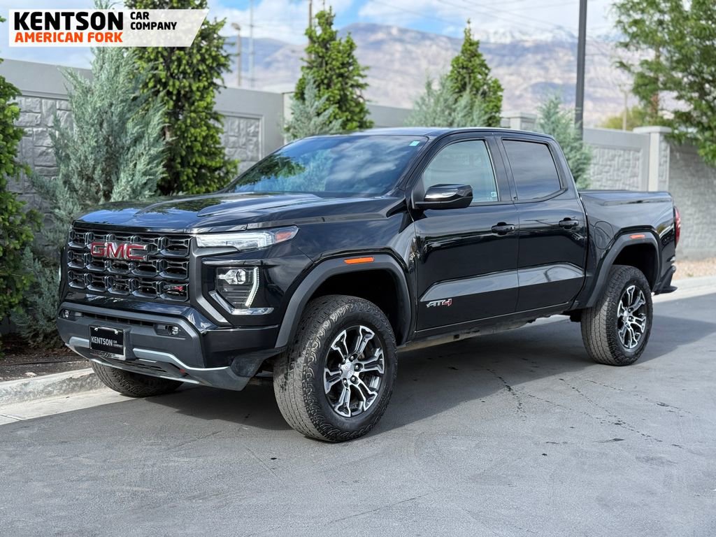 Used 2023 GMC Canyon AT4 w/ AT4 Premium Package AWD/4WD image 3