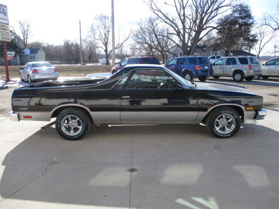 Used 1987 Chevrolet El Camino V8 image 2