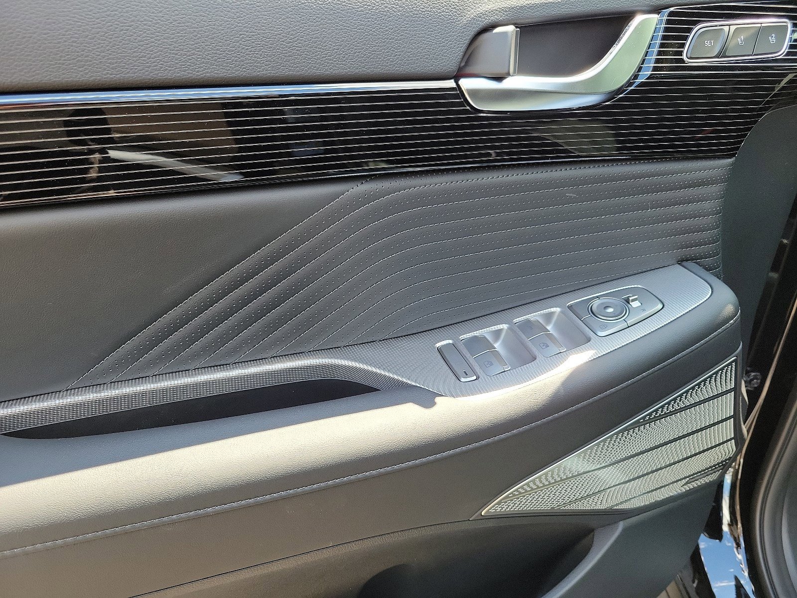 New 2024 Hyundai Palisade Calligraphy image 11