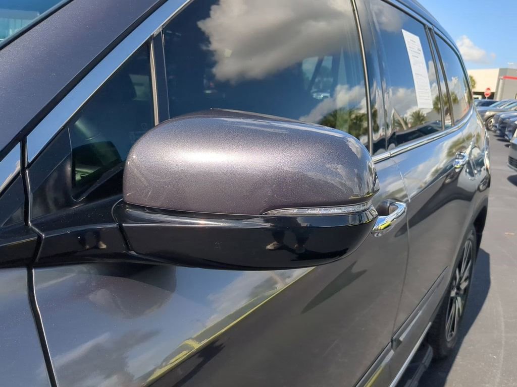 Used 2021 Honda Pilot Touring image 20