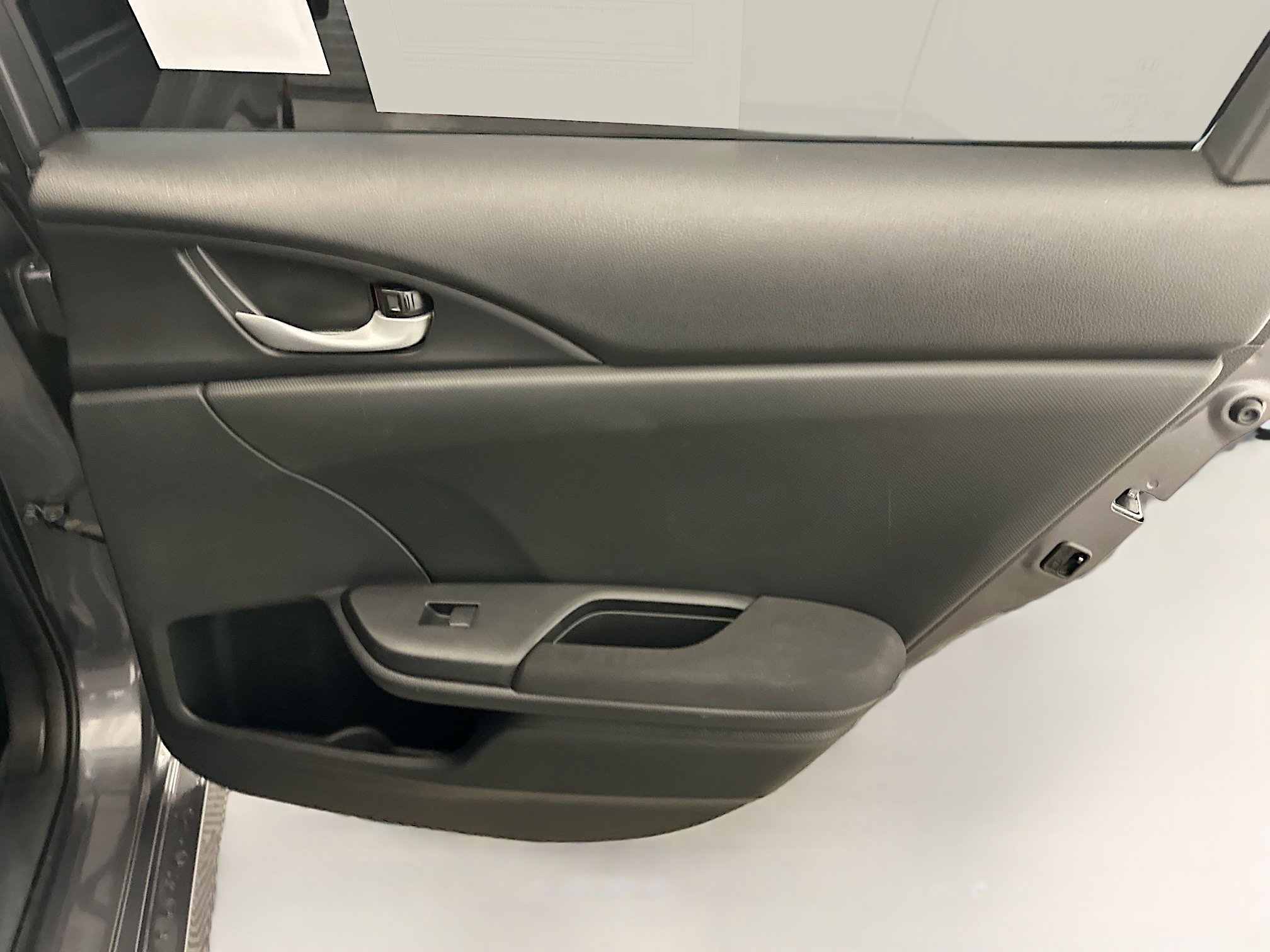 Used 2018 Honda Civic EX image 31