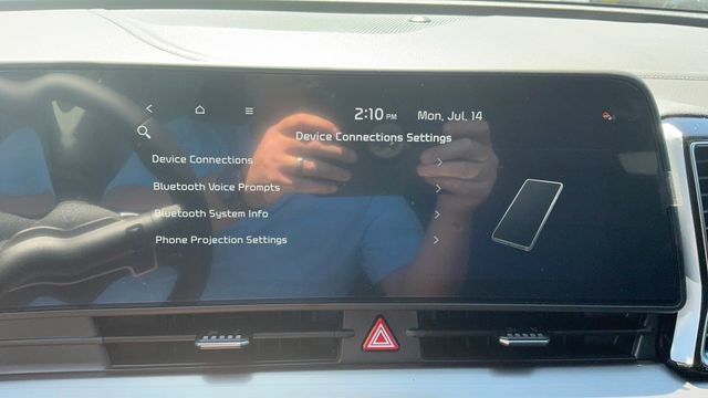 Certified 2025 Kia Sportage EX w/ EX Premium Package image 28