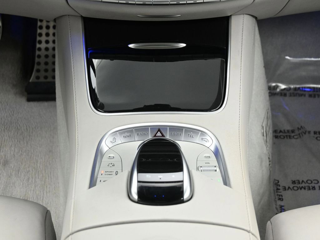 Used 2017 Mercedes-Benz S 63 AMG 4MATIC Sedan w/ Carbon Fiber Exterior Package image 26