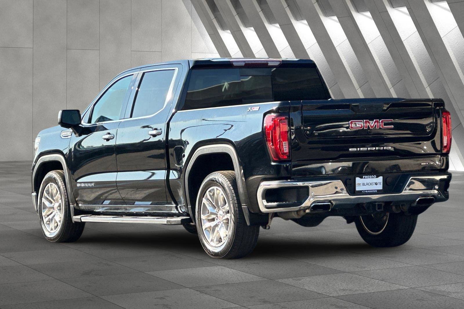 Used 2019 GMC Sierra 1500 SLT w/ SLT Premium Plus Package image 6