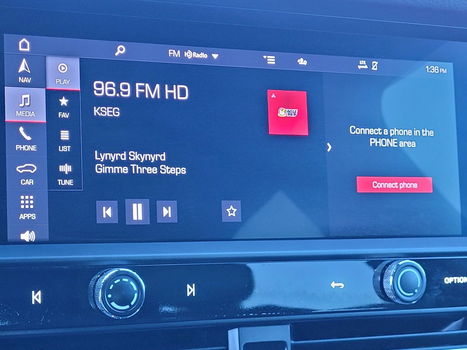 Used 2024 Porsche Macan image 23