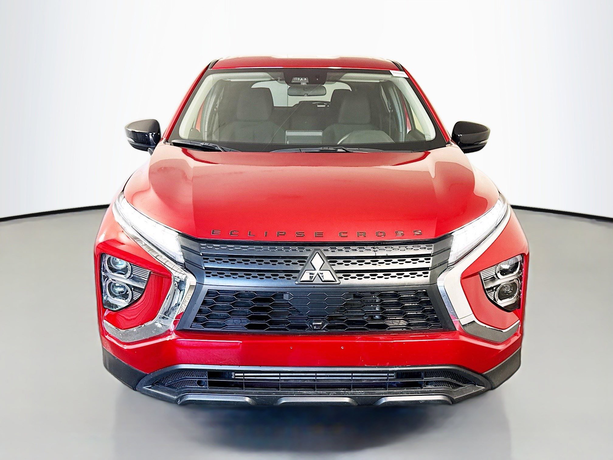 Used 2024 Mitsubishi Eclipse Cross LE AWD/4WD image 2