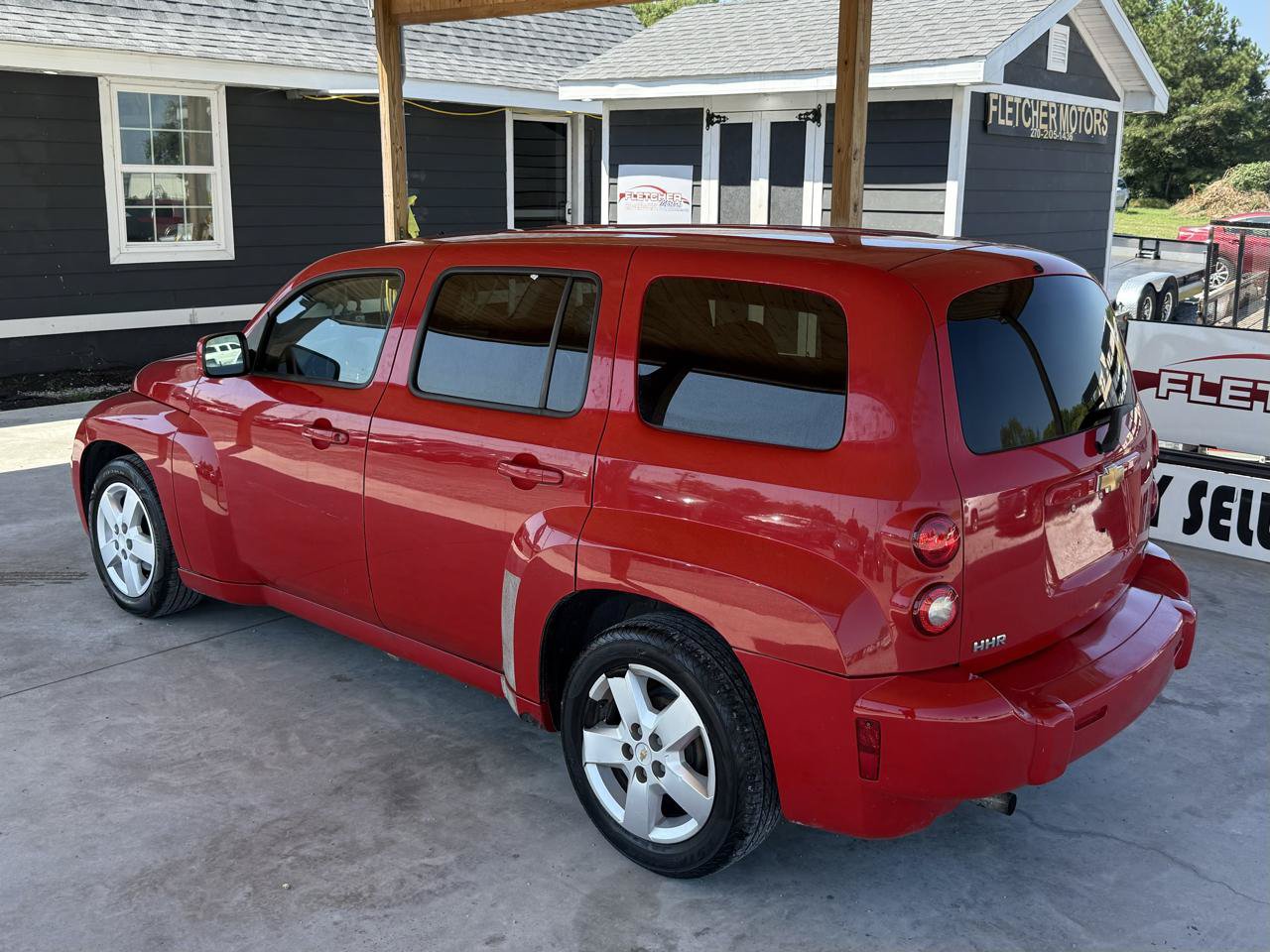 Used 2011 Chevrolet HHR LT FWD image 5
