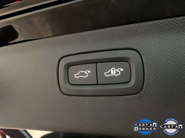Used 2025 Volvo XC90 B6 Plus image 8
