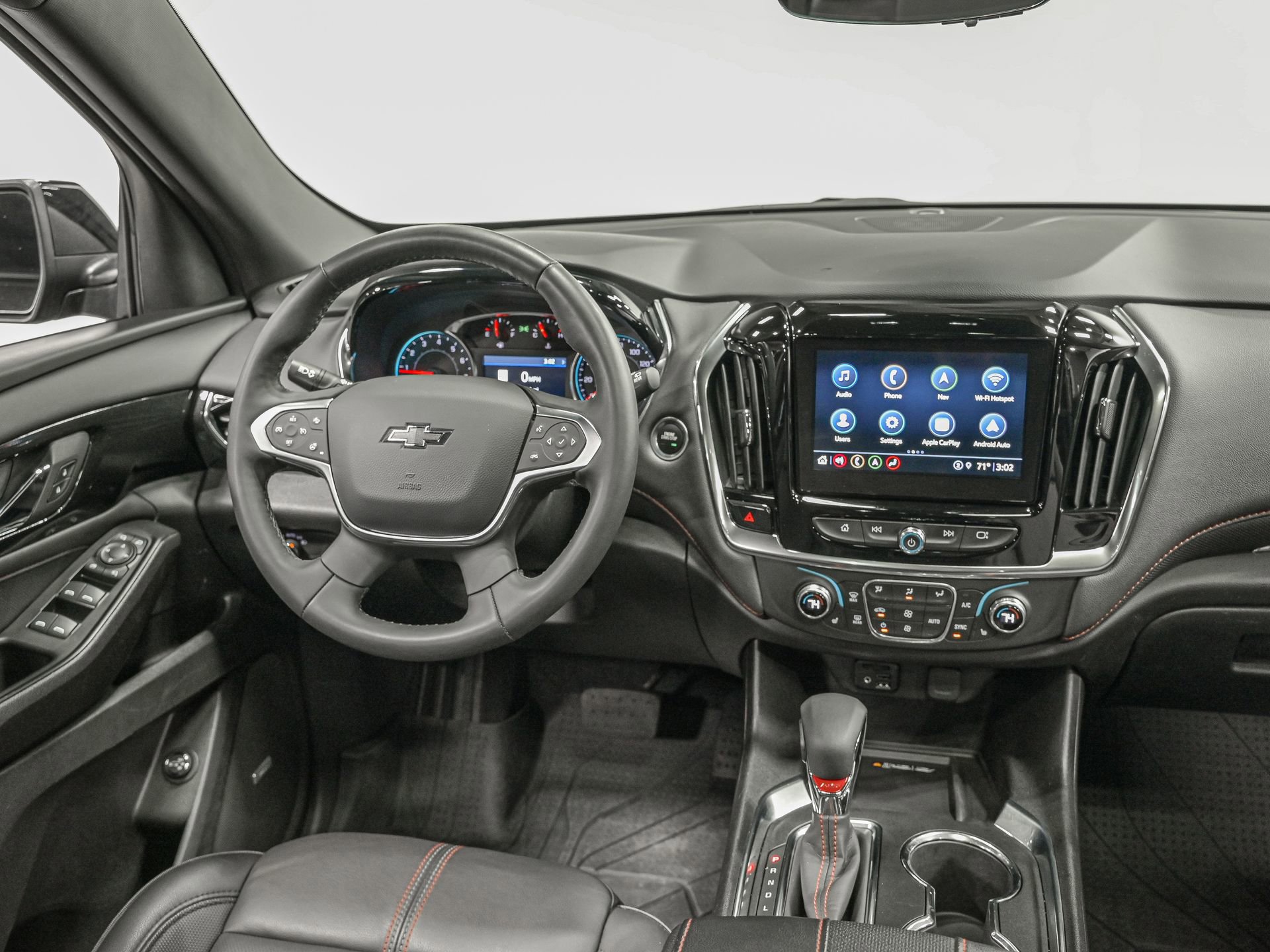 Used 2023 Chevrolet Traverse RS AWD/4WD image 30