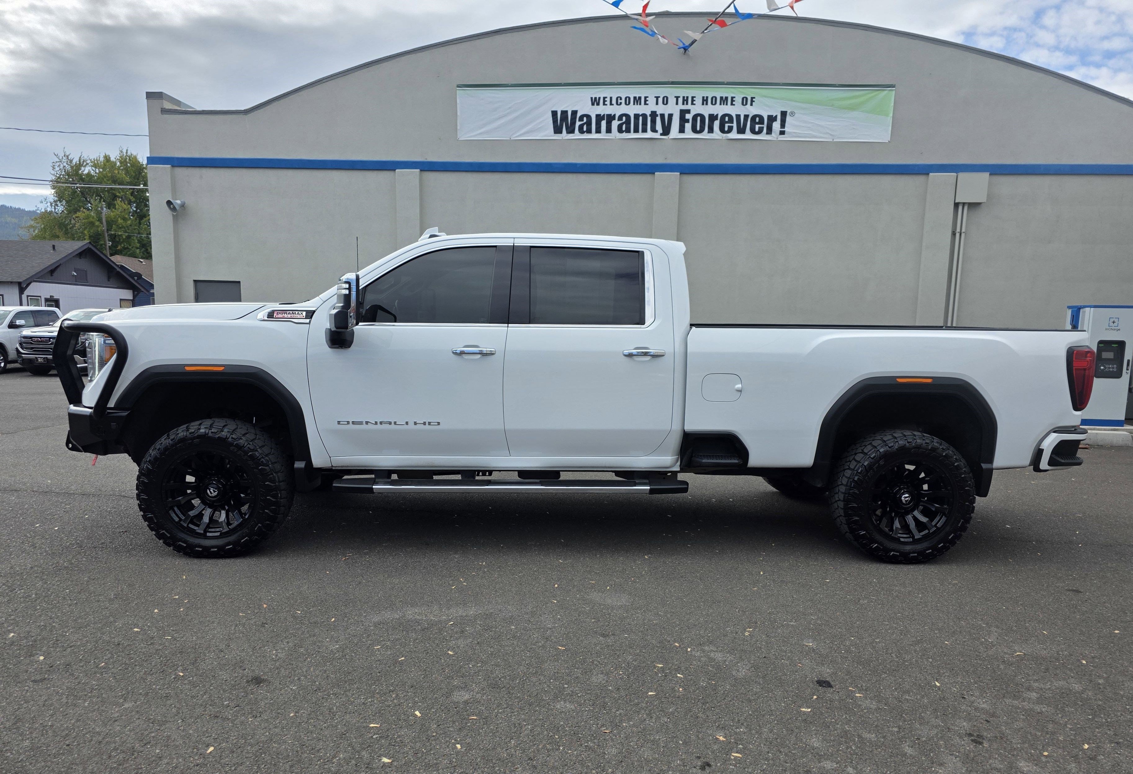 Used 2022 GMC Sierra 3500 Denali w/ Denali Ultimate Package image 5