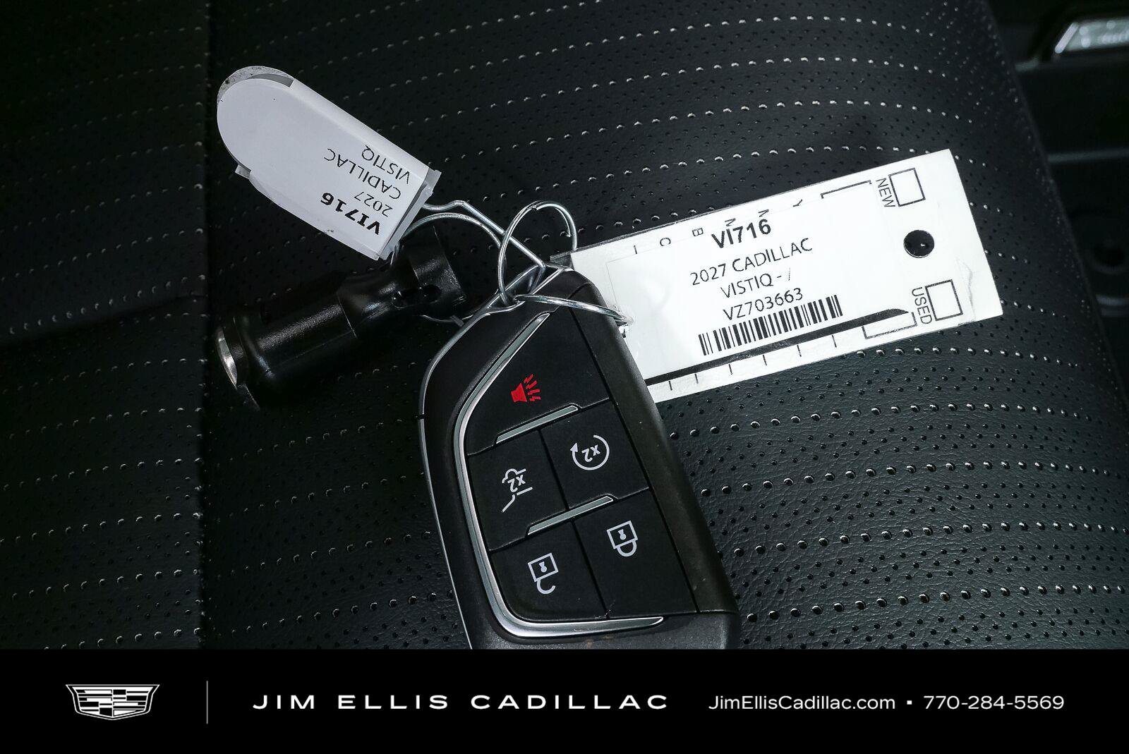New 2027 Cadillac Vistiq Sport w/ LPO, Floor Liner Package AWD/4WD image 39