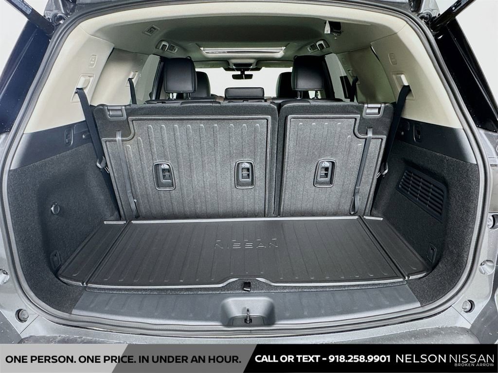 New 2026 Nissan Pathfinder Platinum image 27