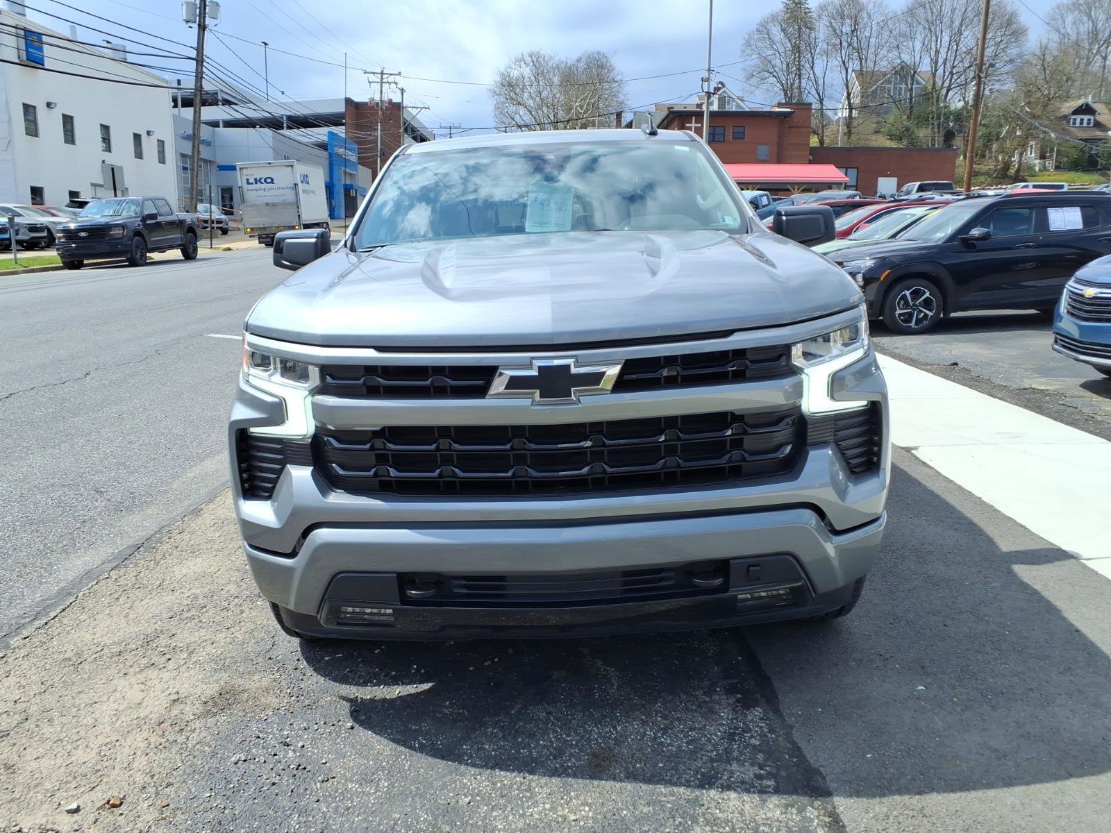 Certified 2023 Chevrolet Silverado 1500 RST w/ Z71 Off-Road Package image 2