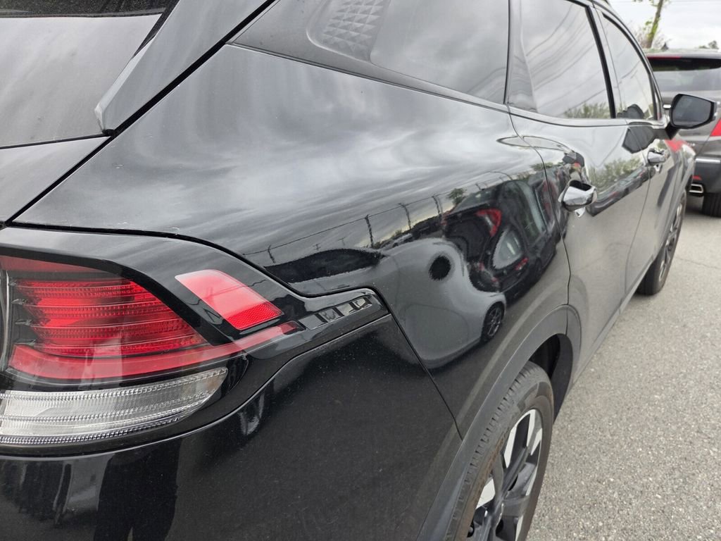 Used 2024 Kia Sportage X-Line w/ X-Line Premium Package image 5