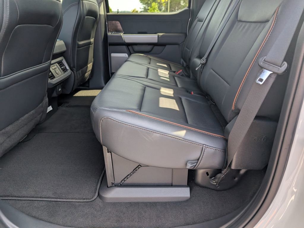 New 2026 Ford F350 Lariat w/ Black Appearance Package image 6