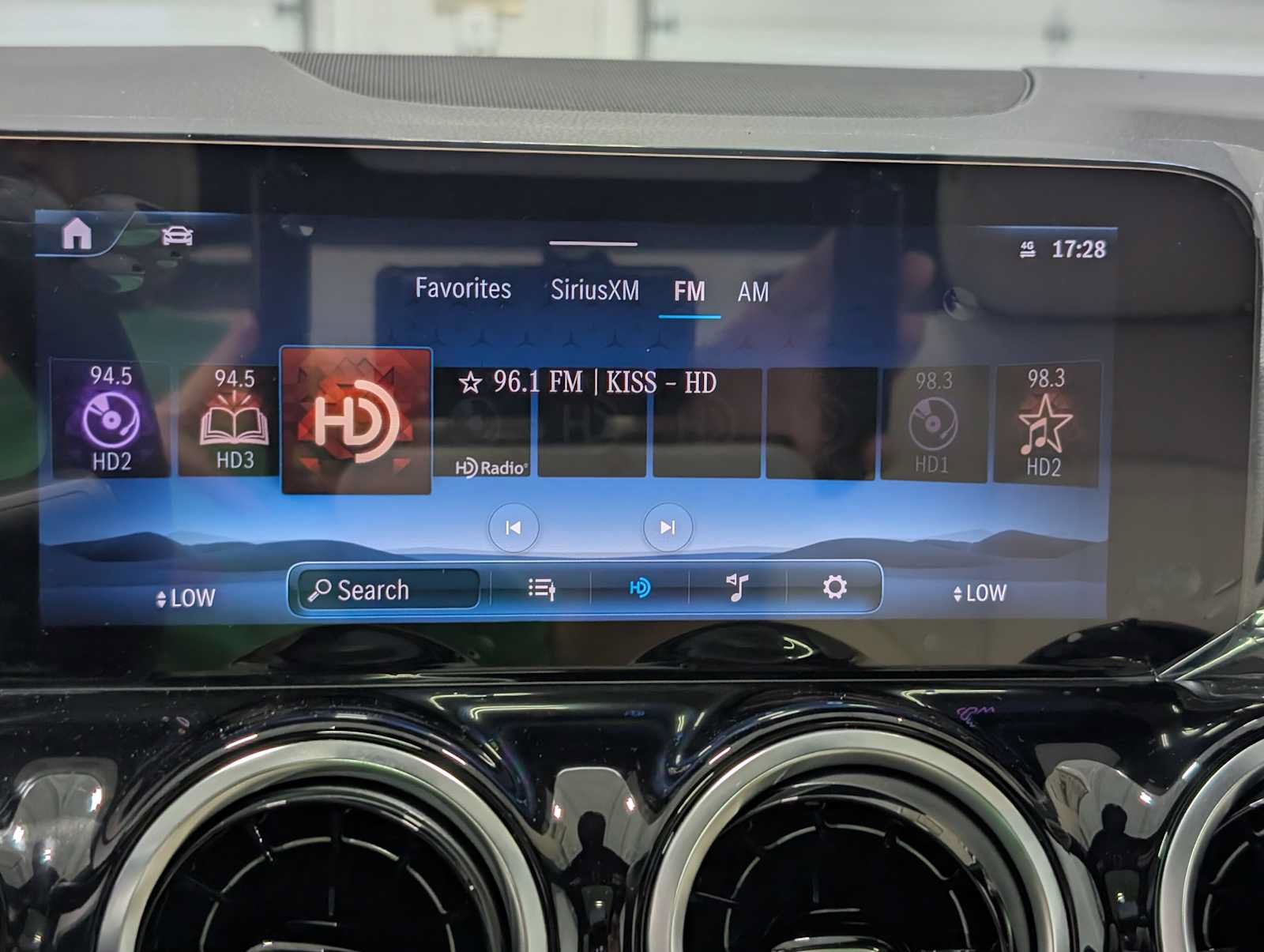 New 2026 Mercedes-Benz GLA 250 4MATIC image 23