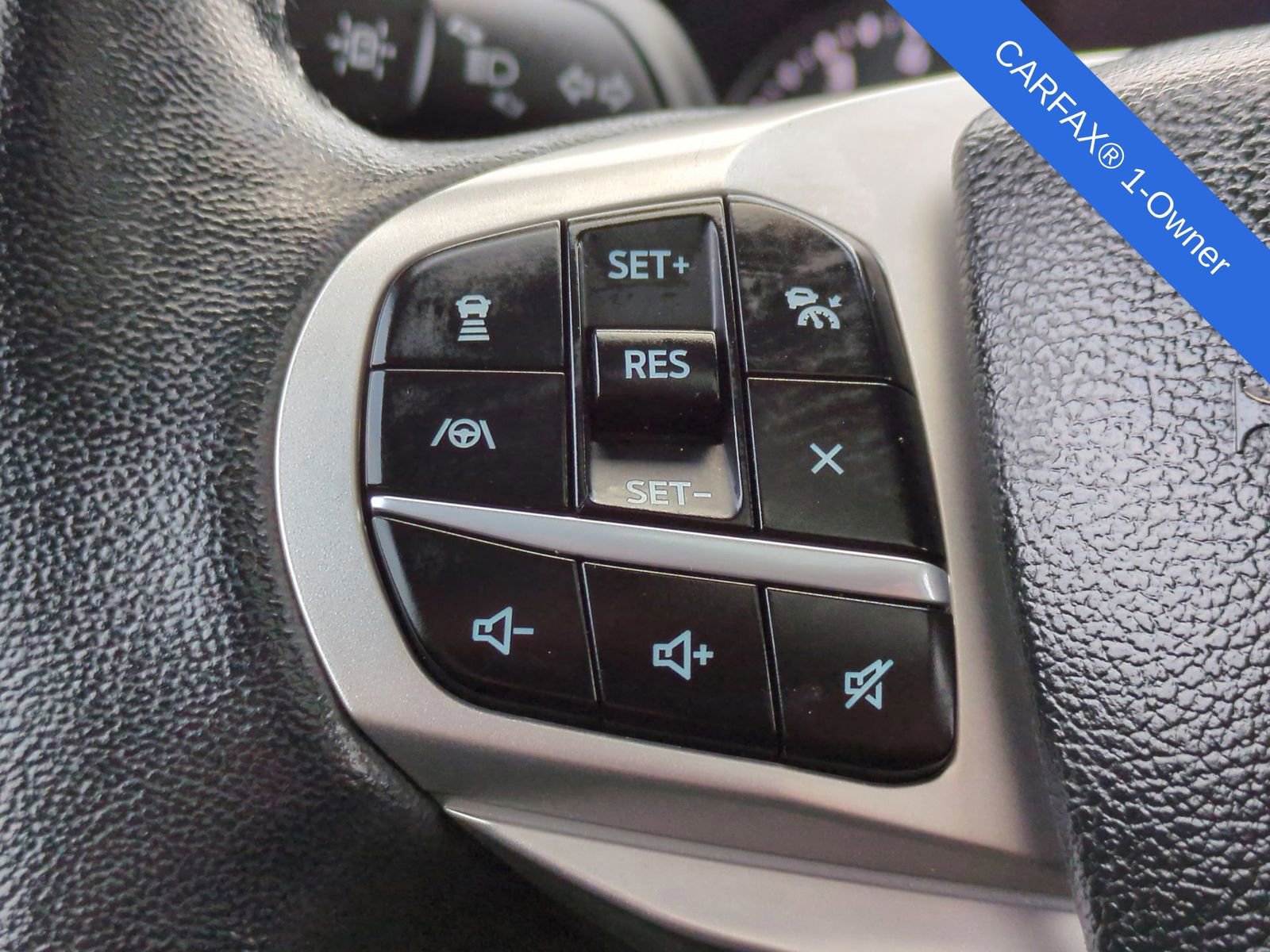 Used 2023 Ford Explorer XLT w/ Equipment Group 202A image 31