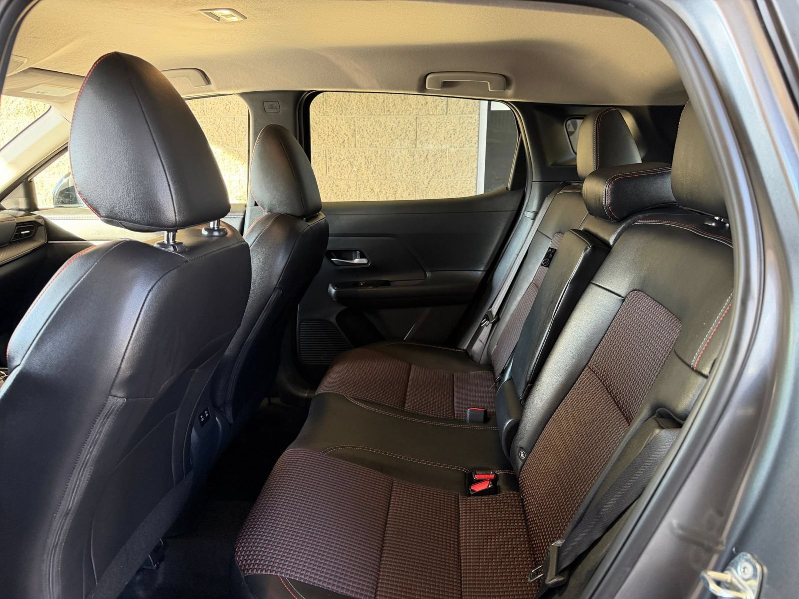 Used 2026 Nissan Kicks SR FWD image 22