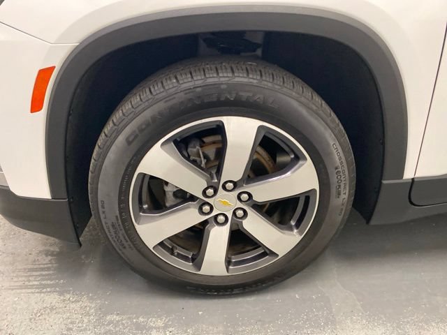 Certified 2023 Chevrolet Traverse LT w/ LT Premium Package AWD/4WD image 31