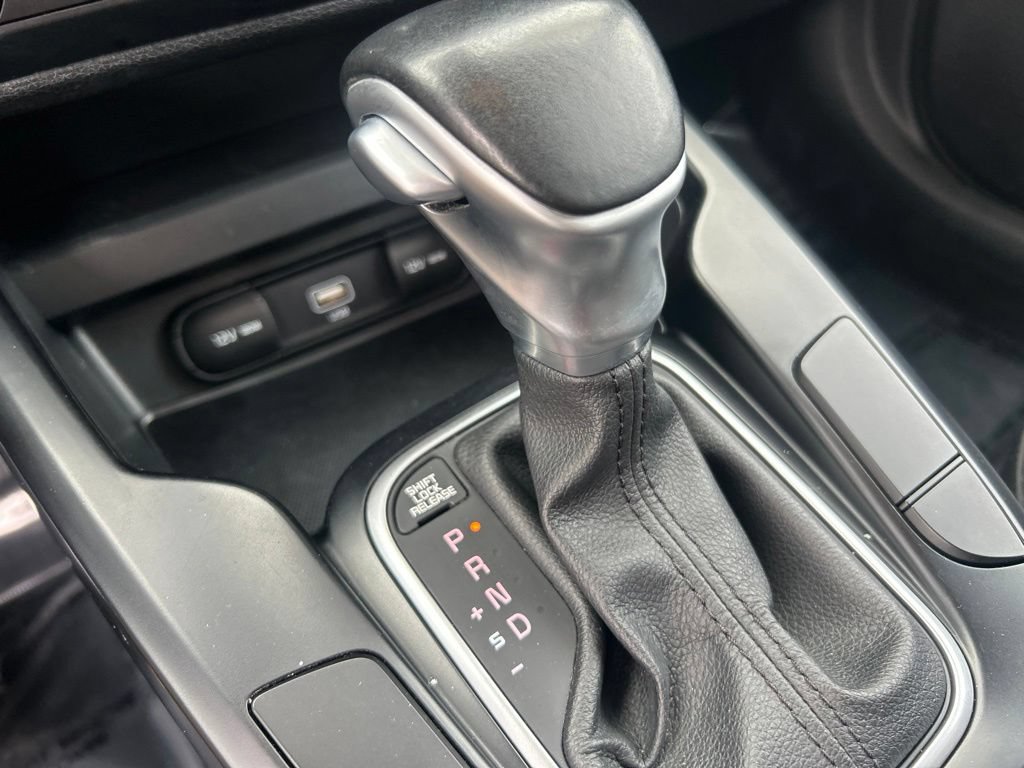 Used 2020 Kia Soul GT-Line FWD image 22