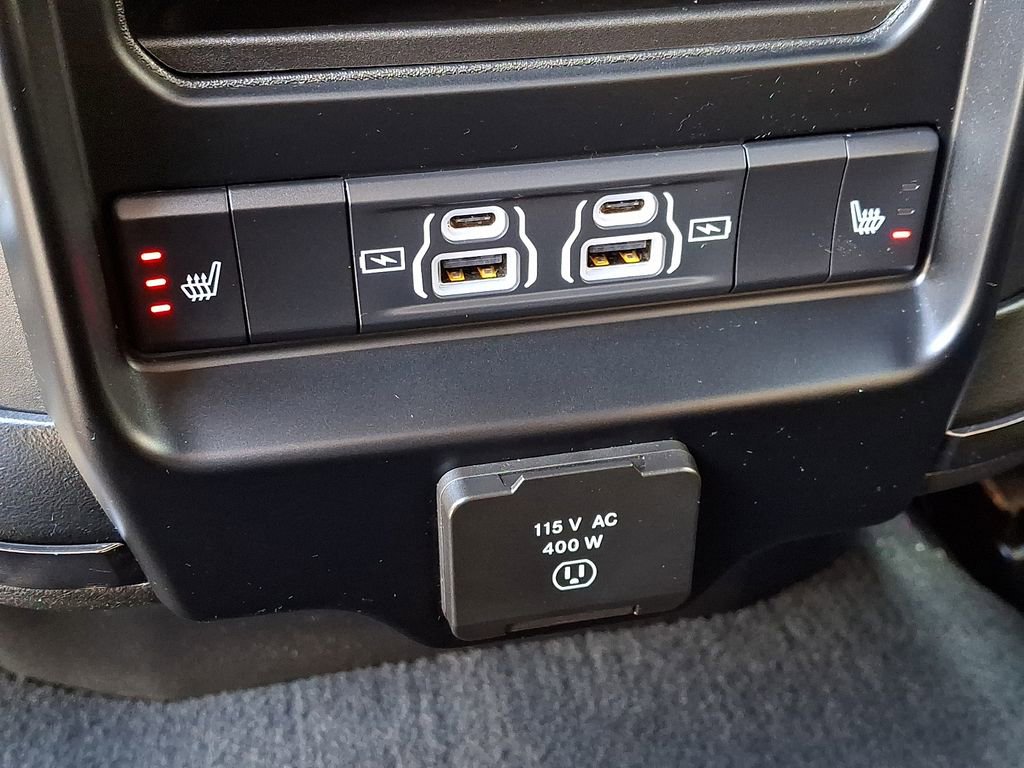 Used 2024 RAM 3500 Limited image 14