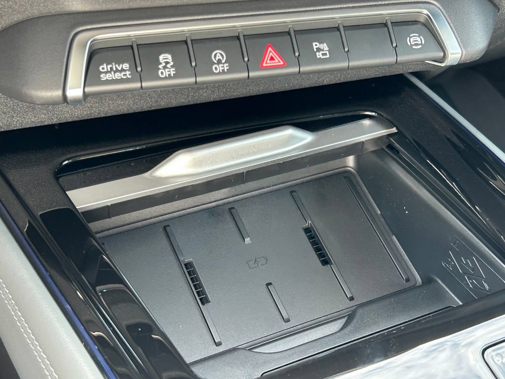 New 2026 Audi Q3 quattro 2.0T AWD/4WD image 26
