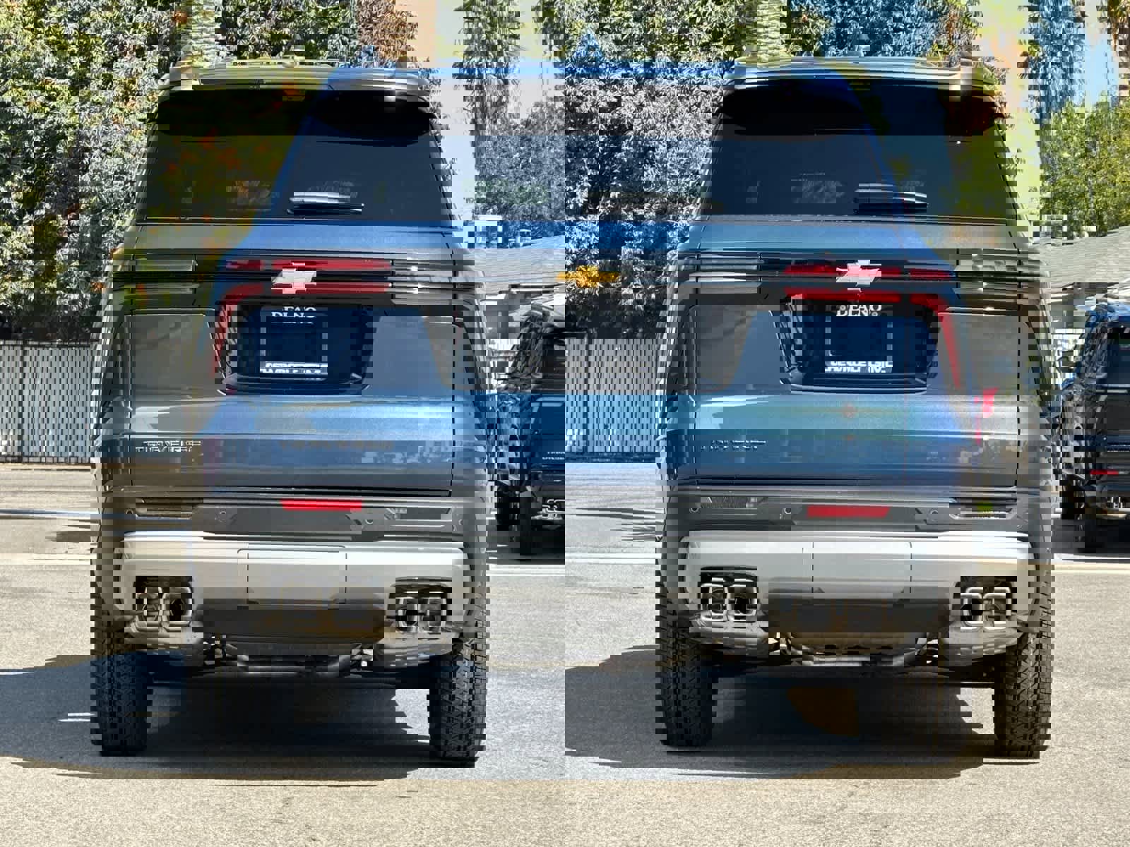 New 2026 Chevrolet Traverse LT w/ Enhanced Driving Package image 4