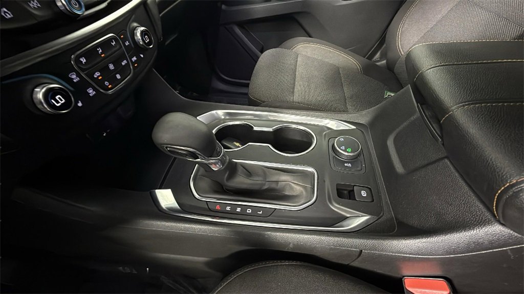 Used 2021 Chevrolet Traverse LT image 23