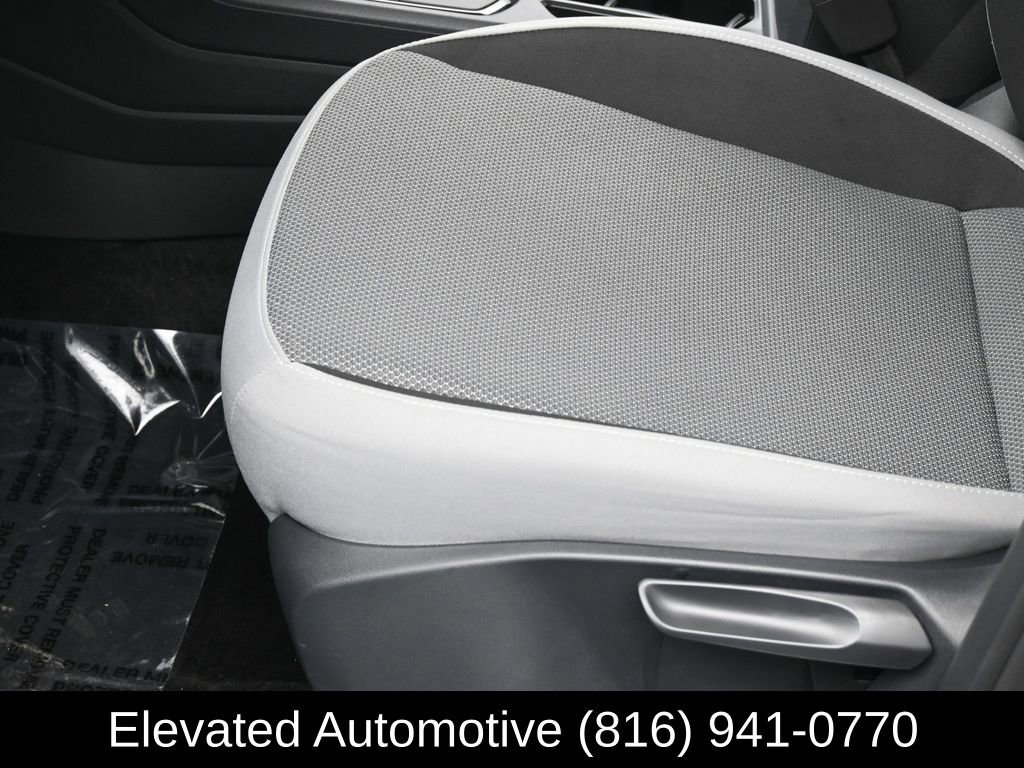 Used 2024 Volkswagen Taos S w/ MDO Package image 15